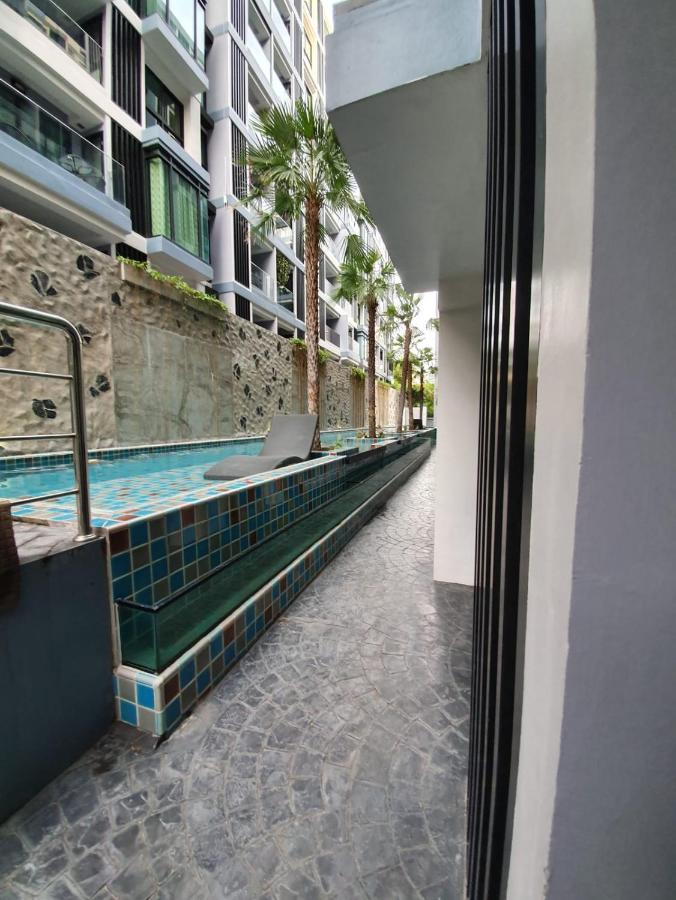Двух-Комнатная Квартира В Кондоминимуме "Tropikal Garden" Pattaya Buitenkant foto