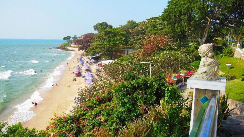 Двух-Комнатная Квартира В Кондоминимуме "Tropikal Garden" Pattaya Buitenkant foto